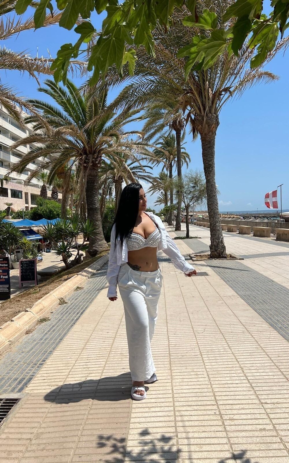 WhatsApp Image 2026-01-23 at 22.12.25 (1)